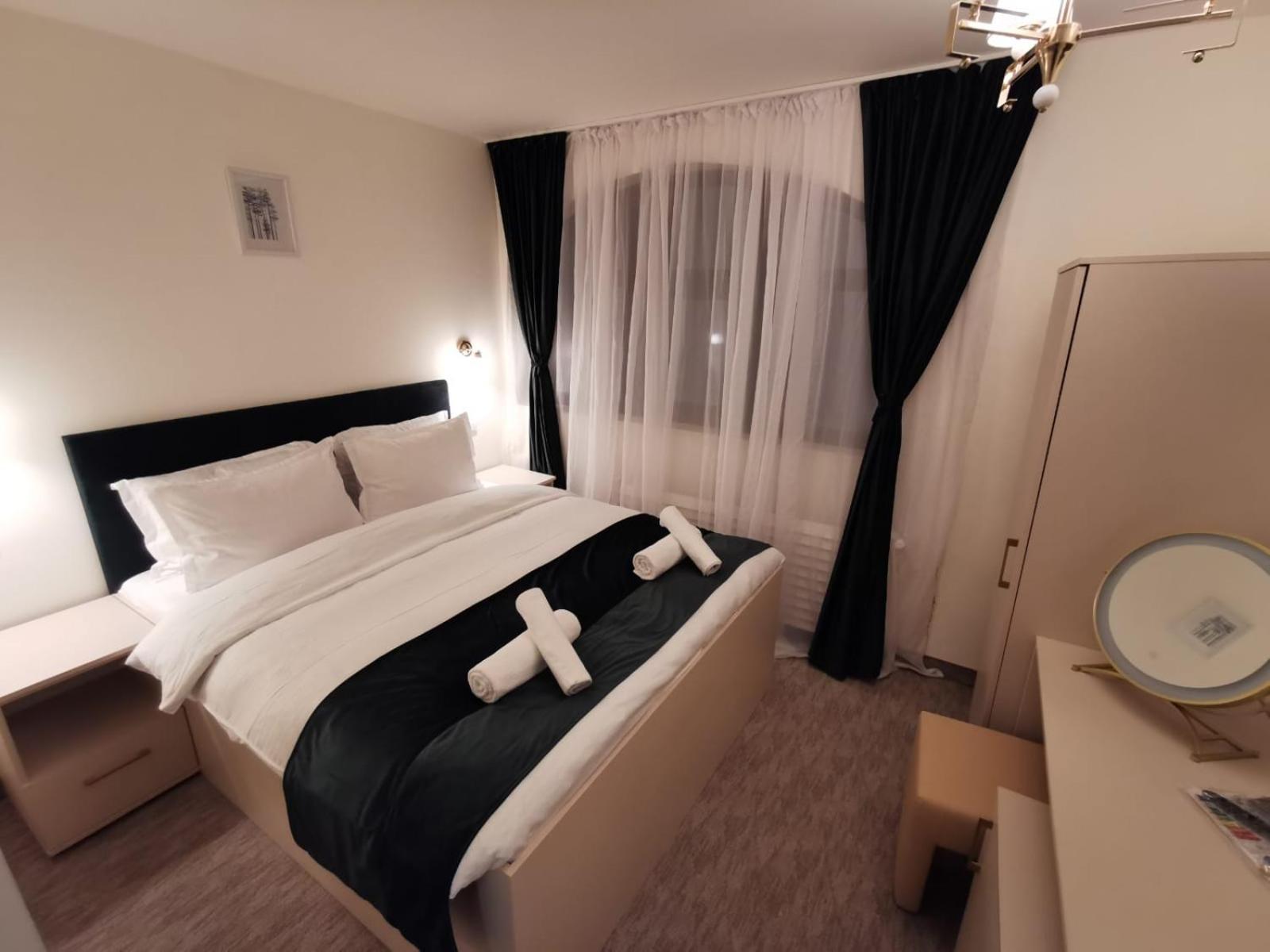 Cerbul Chalet Accommodation & Wellness Ришнов Екстер'єр фото